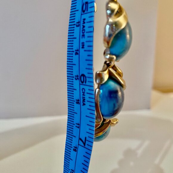 Vintage 60s Oceanic Aqua Acrylic Cabochon in Gold Necklace - Picture 6 of 10